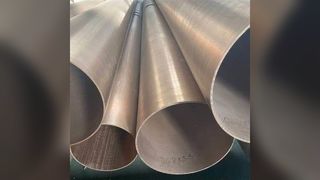 Медно-никелевые трубы: надежная работа и длительный срок службы в агрессивных морских системах.