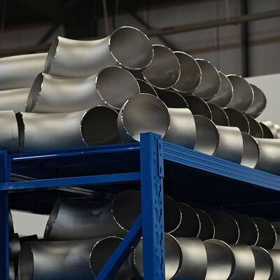 DIN 86090 Медно-никелевое колено LR – радиус 2,5D, 10-20 БАР